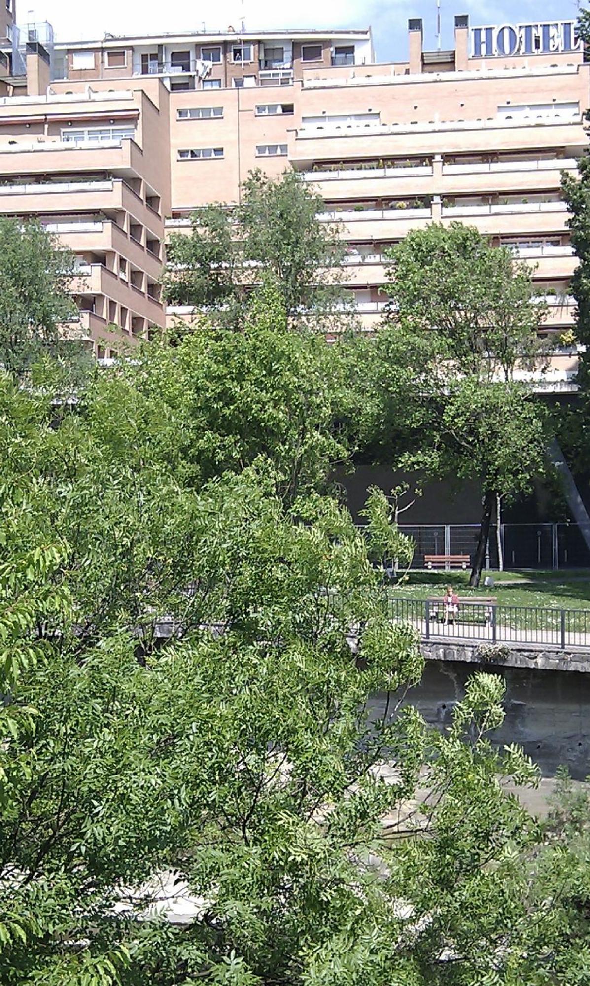 Hotel Armiñe Basauri Buitenkant foto